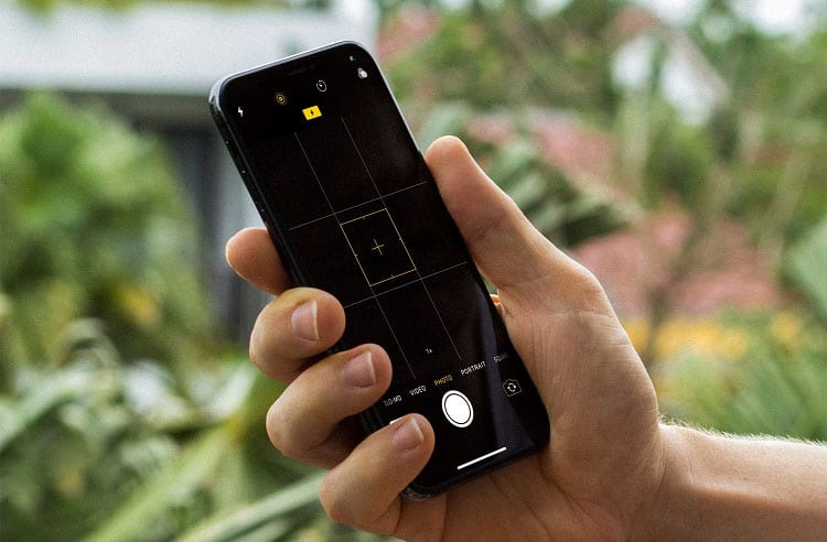iPhone Camera Not Working? 10 Quick Black Screen Fixes 1 image