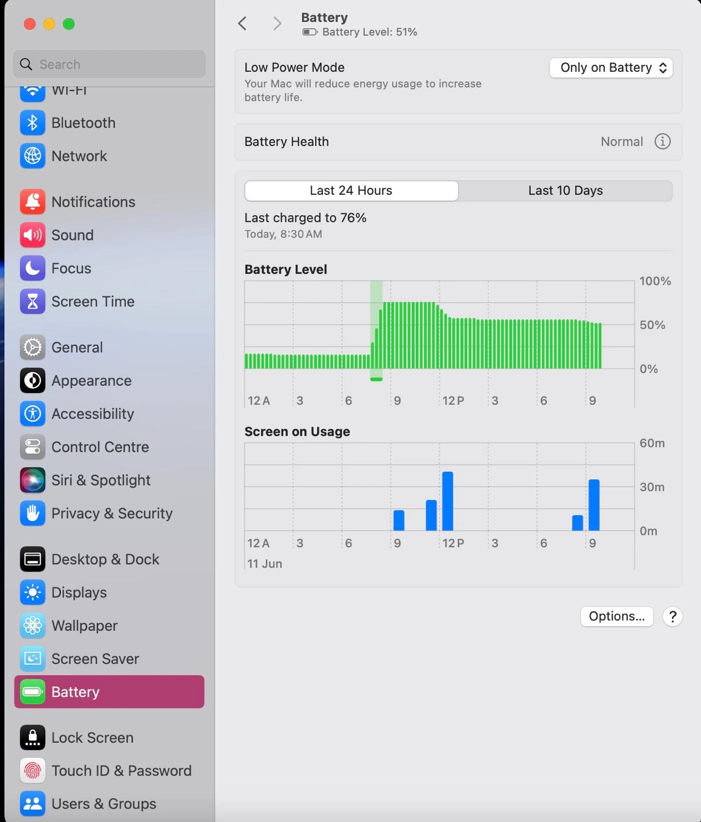 5 Steps To Make Your MacBook Battery Last Longer 3 MacBook Battery settings screen showing usage stats and battery health status for checking battery condition and charge history.